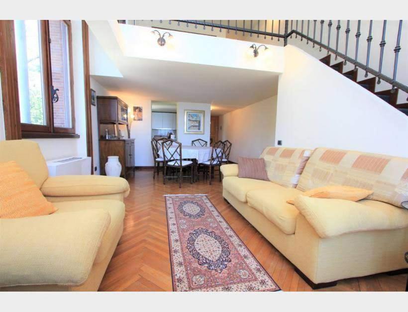 Charming Apartment Lake Front Acquaseria Buitenkant foto