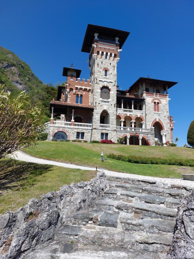 Charming Apartment Lake Front Acquaseria Buitenkant foto