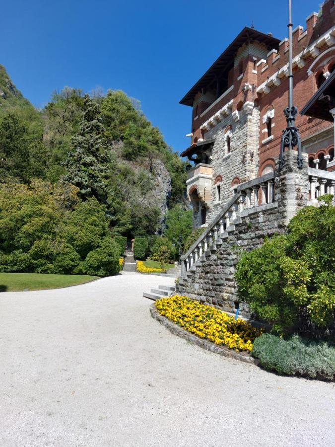 Charming Apartment Lake Front Acquaseria Buitenkant foto