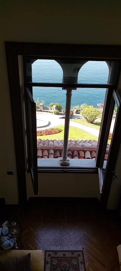 Charming Apartment Lake Front Acquaseria Buitenkant foto
