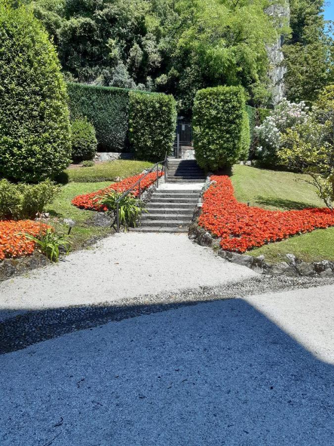 Charming Apartment Lake Front Acquaseria Buitenkant foto