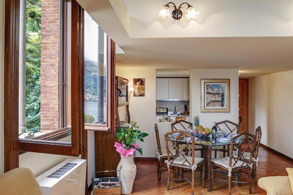 Charming Apartment Lake Front Acquaseria Buitenkant foto